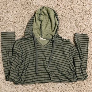 vans long sleeve w/hoodie